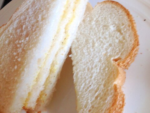 中がサクサク☆トーストを挟むサンドイッチ